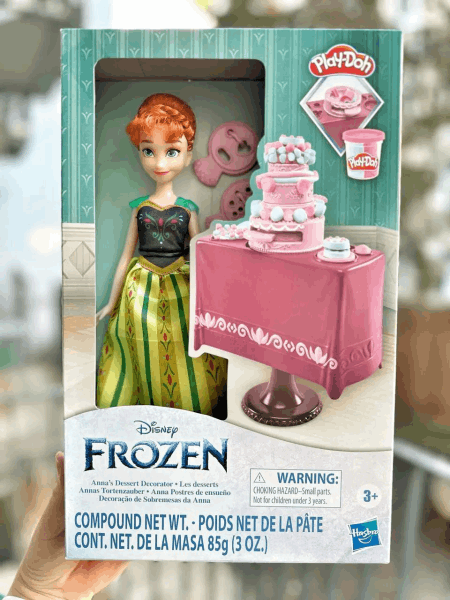 Hasbro Doll Confectioner Anna 